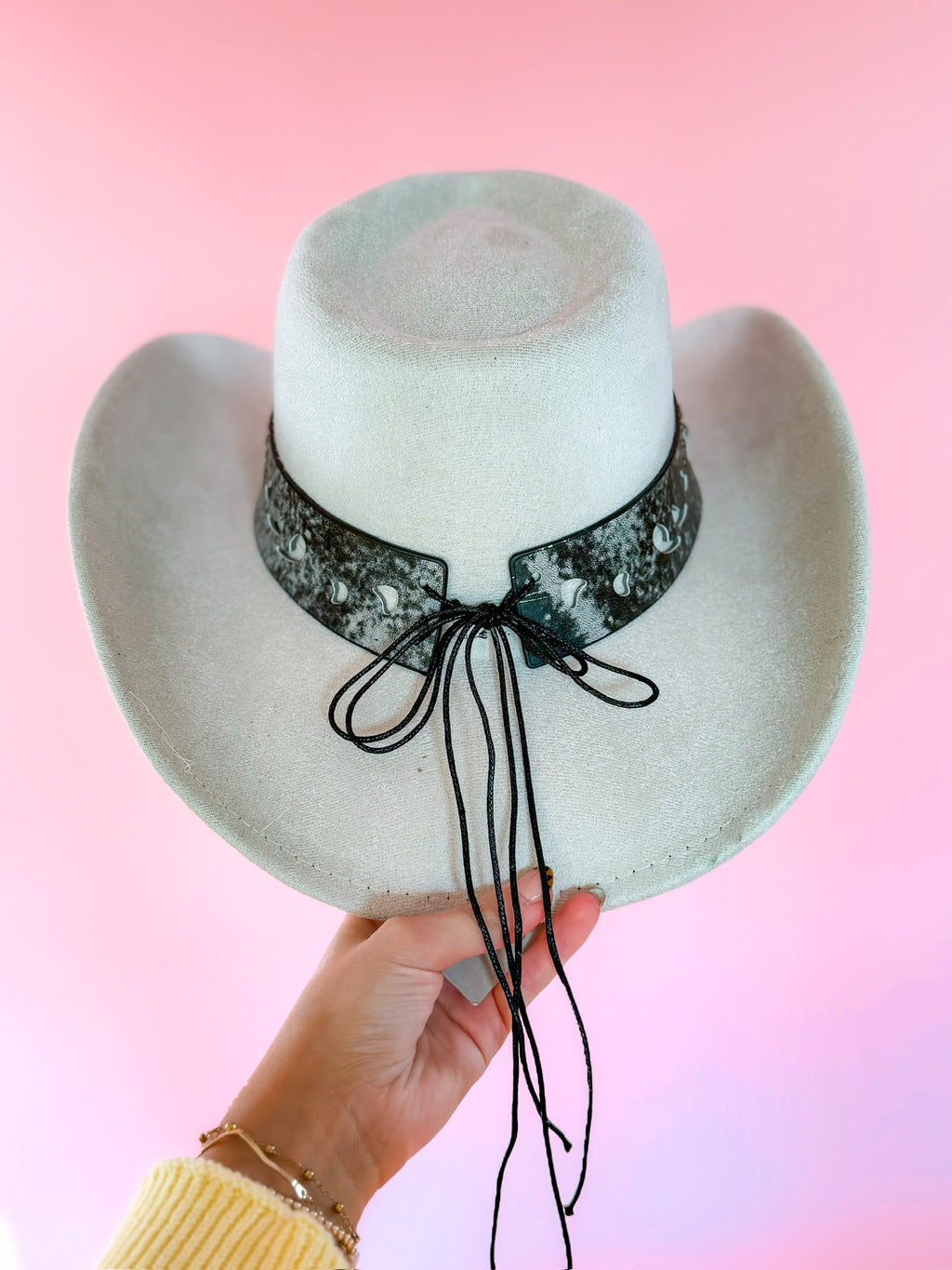 Outlaw Nights Hat in Ivory