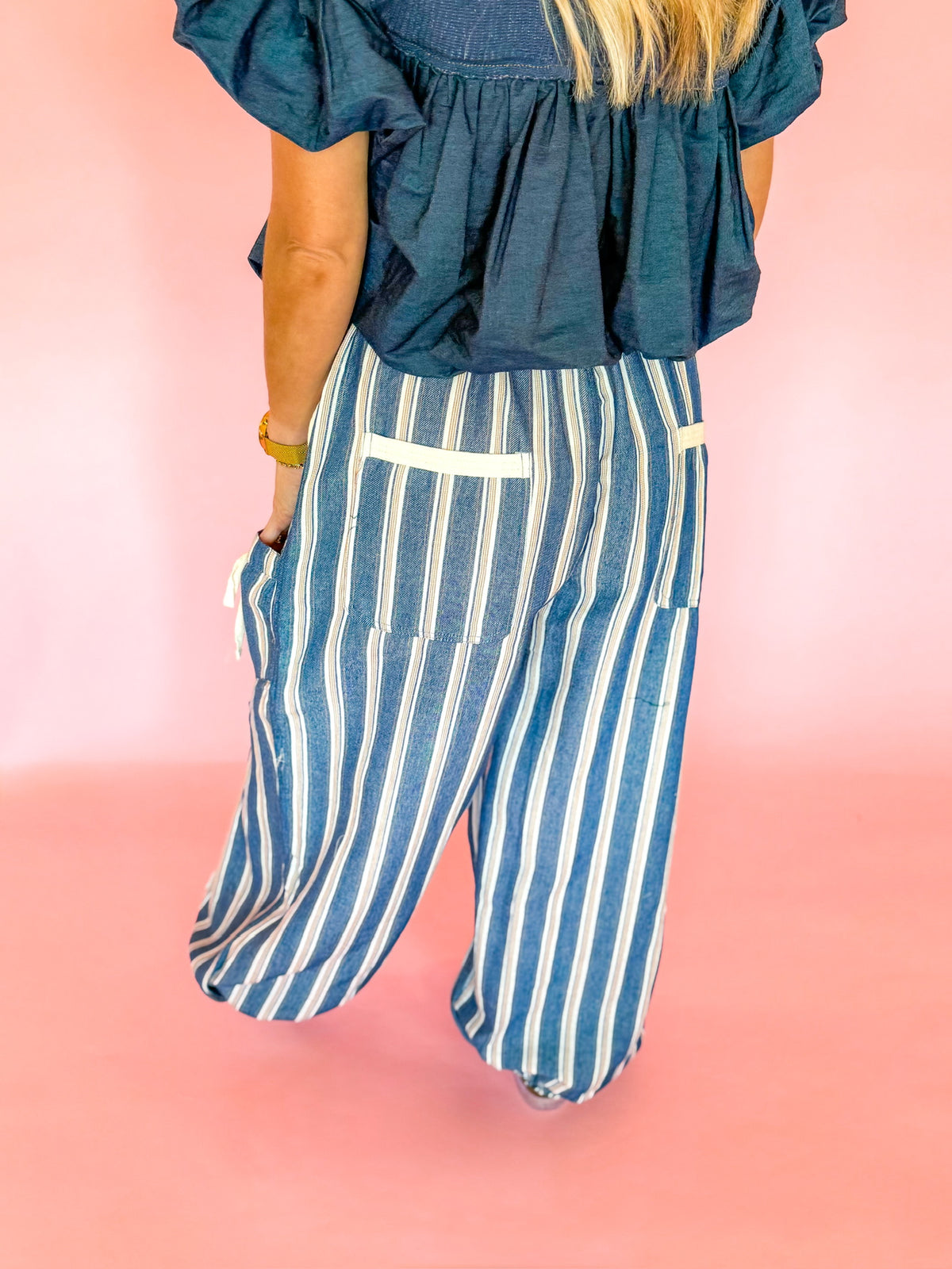 Signature Stripe Slouch Pant in Navy