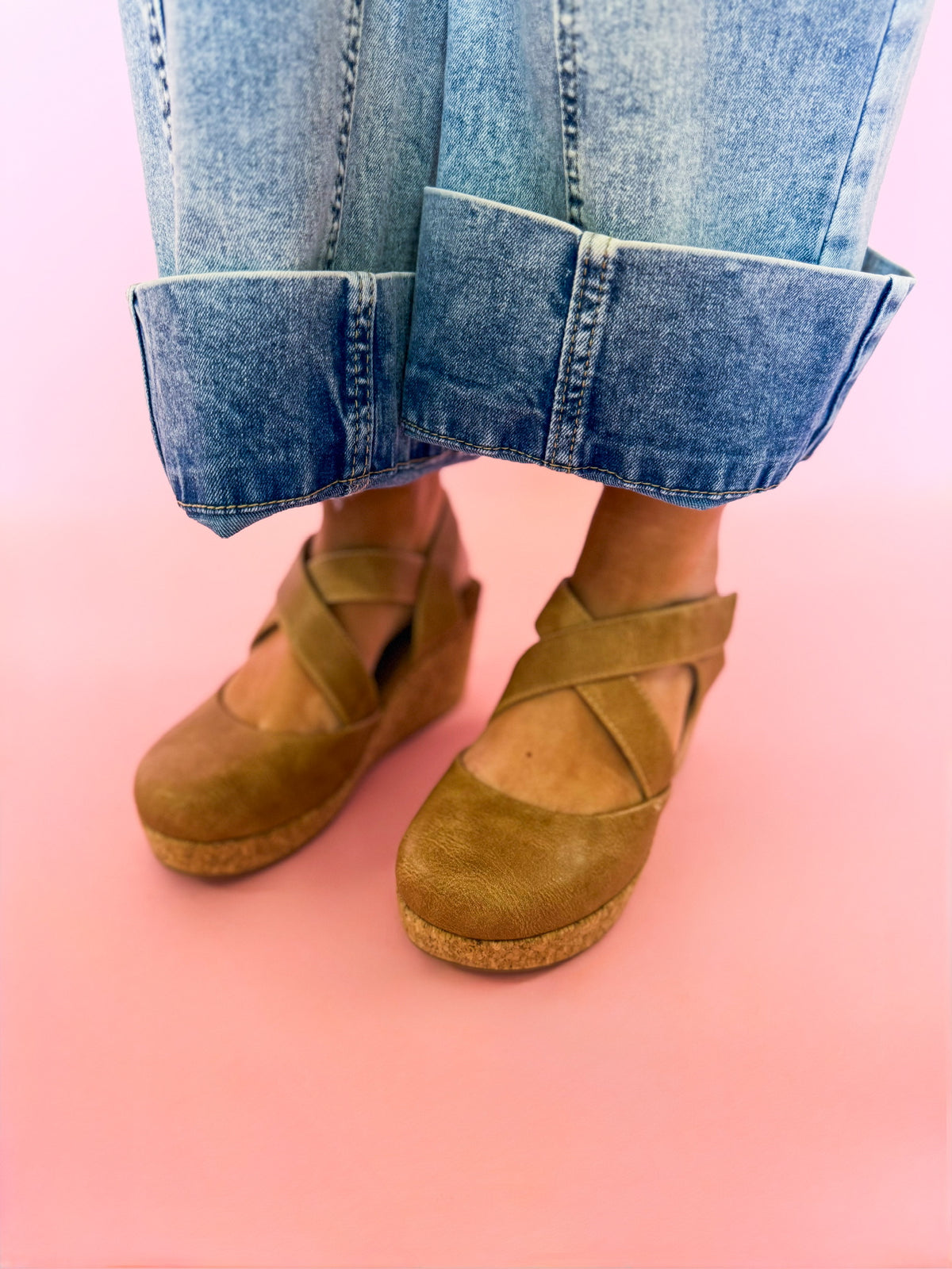 Cognac & Chic Wedge