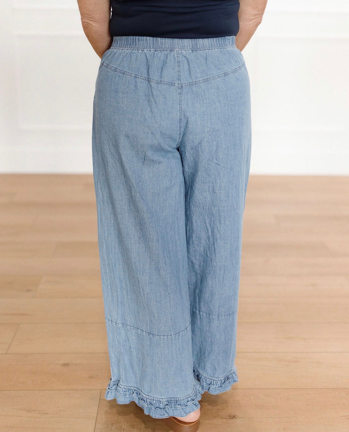 Soft Sail Chambray Ruffle Pant