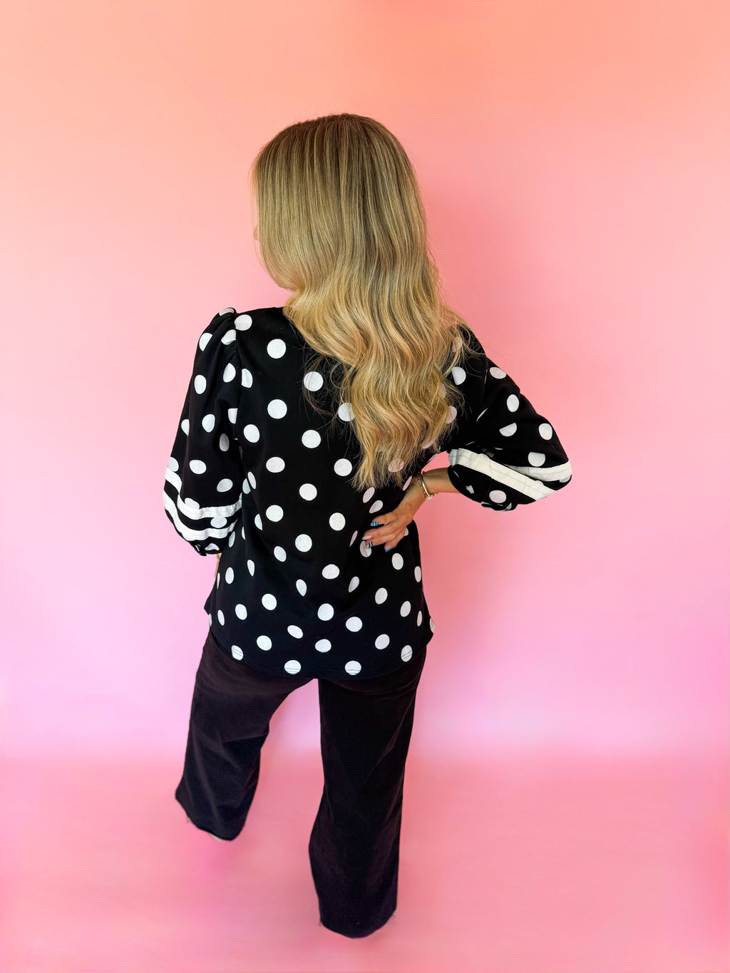 Chic & Dotted Top