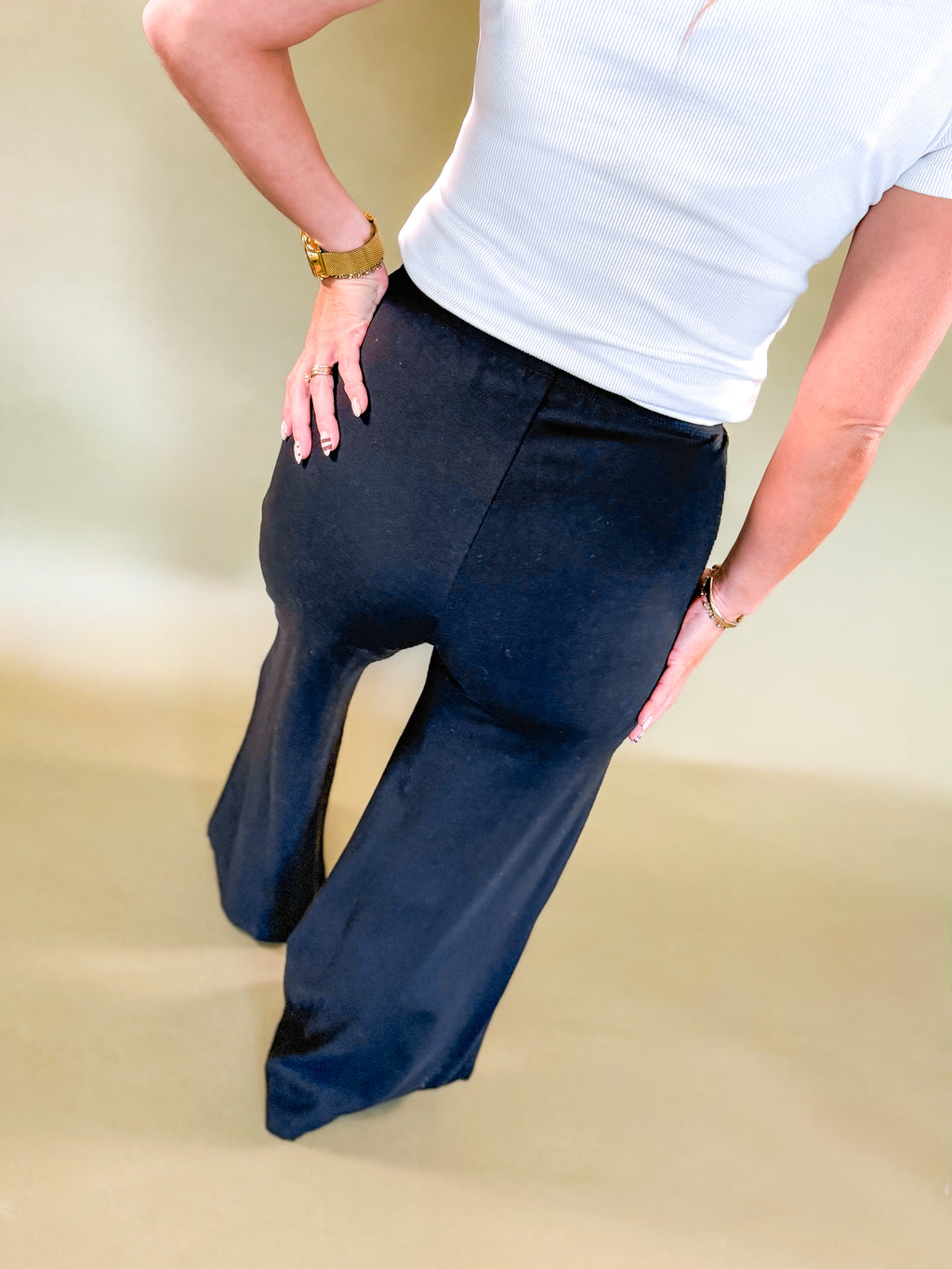 Made to Move Pant in Black