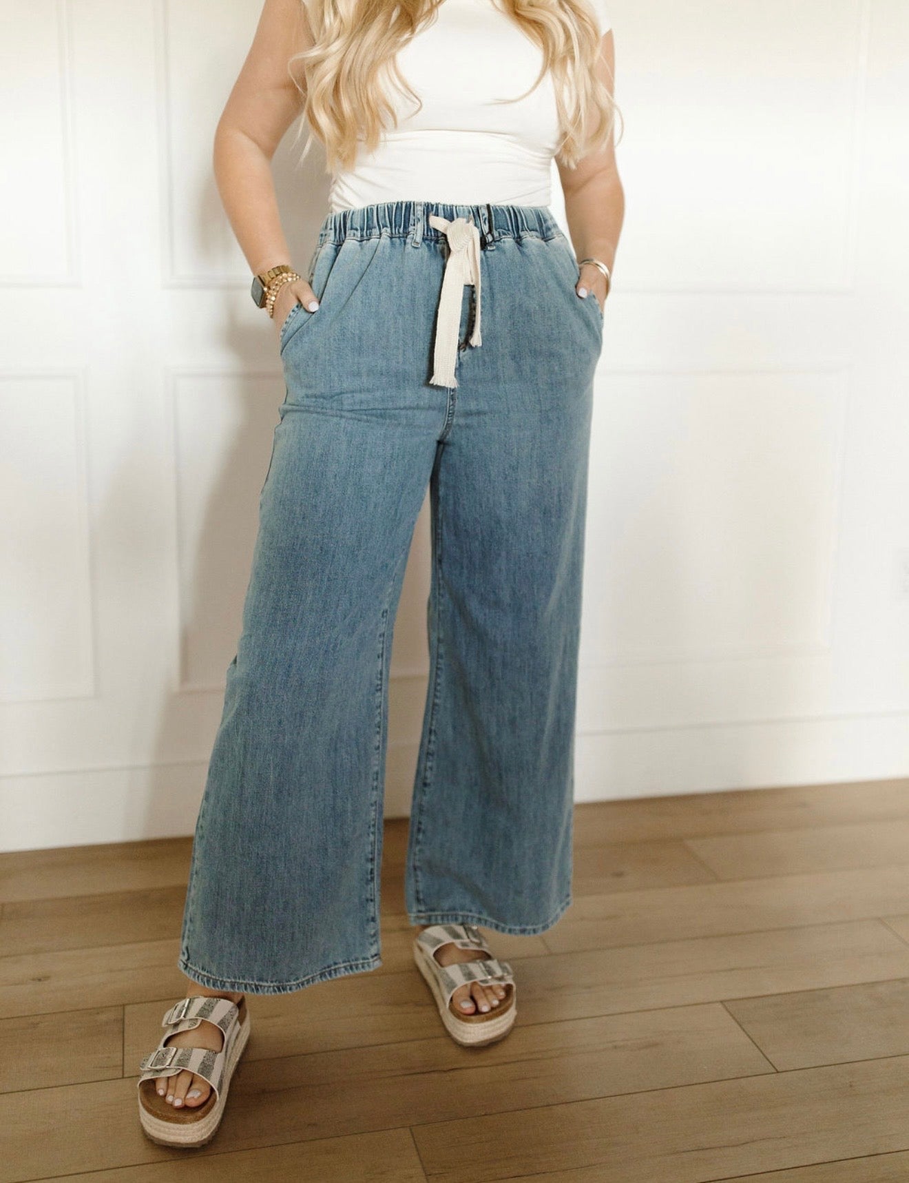 Laidback Light Wash Zenana Jean