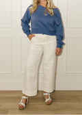 Off-White Crop Pant